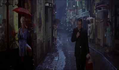 Hey, chéri, you oughta
get outta those wet clothes. - Irma la Douce