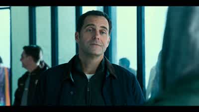 Take care of your brother Answer your phoneI'm serious It's the green buttonWhen you see my name push it okay - Jurassic World