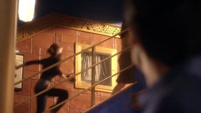 Hey, Clark, you gotta see this.
And grab a camera. - Smallville