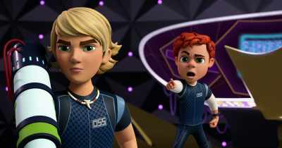 Hey, that clown is our teammate!
Hmm? That came out wrong. - Spy Kids: Mission Critical