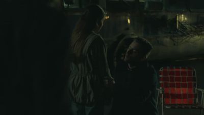 Hey.
Come here. - Fear the Walking Dead