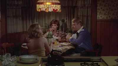 Hey, come on in, buddy.
Help yourself. - Neighbors