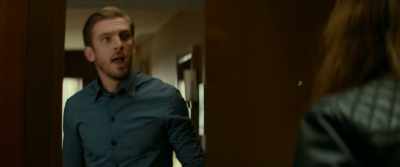 Hey, come on in. - Colossal