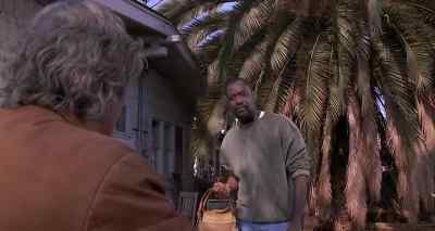 - Hey, come on in the house.
- Yeah, give me the tools. - Mr  Jones
