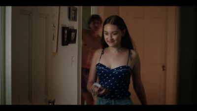 Hey, come on. Let's go swim. - The Summer I Turned Pretty