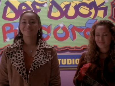 Hey come on over here my little poop tracker - The Cheetah Girls