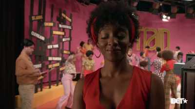 Hey, come with me. - American Soul