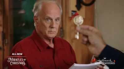 Hey Dad, you ever seen
a key like this? - Unlocking Christmas