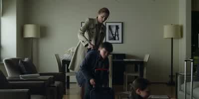 - Hey, dad. - House of Cards