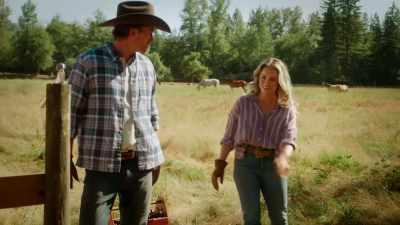 Hey, your dad
sent me out here - Yellowstone Romance