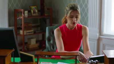 Hey, Daniel, you
forgot the invoice. - Love on the Right Course