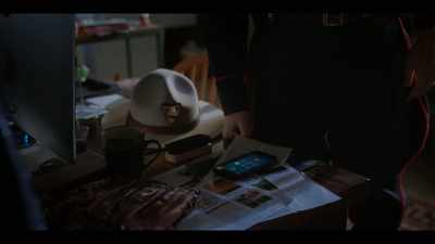 Hey, Danny.
Grinnell's called a meeting. - Rescued by Ruby