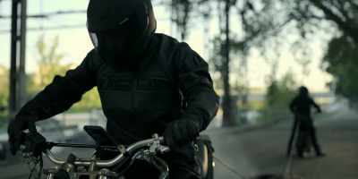 Hey! Delivery request! - The Killer's Game