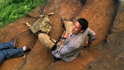 Hey, did you get reception? - Hawaii Five-0