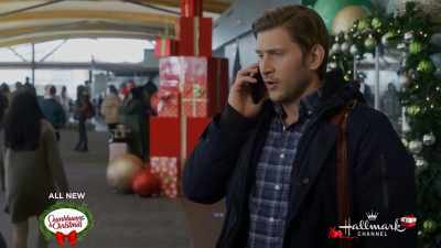 Hey! Did you get my text? - Cross Country Christmas