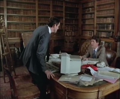 Hey. Did someone give you permission
to use that? - Inspector Morse