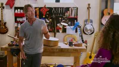 Hey, did you know
there's a viral video - Perfect Harmony