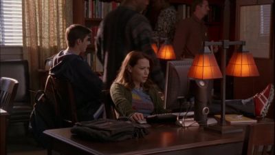 Hey, did you know that Whitey’s real name is Brian? - One Tree Hill