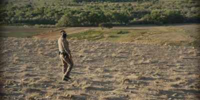Hey, he disappeared for me
when I went behind the trailer, - Navajo Police: Class 57