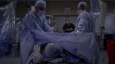 Hey, do not die, Chuck. - Grey's Anatomy