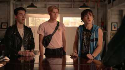 Hey, do you remember
when the kids were at your sister's, - Julie and the Phantoms