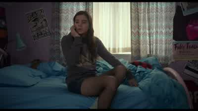 Hey, do you have a swimming pool? - The Edge of Seventeen