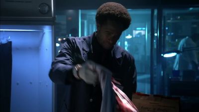 Hey, Doc, you tell me. - CSI: Crime Scene Investigation
