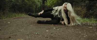 Hey, she dropped. - Are We Dead Yet
