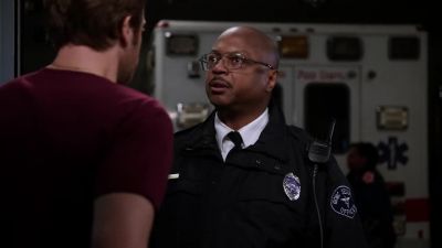 - Hey, Earl.
You got a minute? - Chicago Med