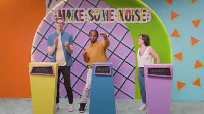 - Hey, everybody, thank
you so much for coming out! - Make Some Noise