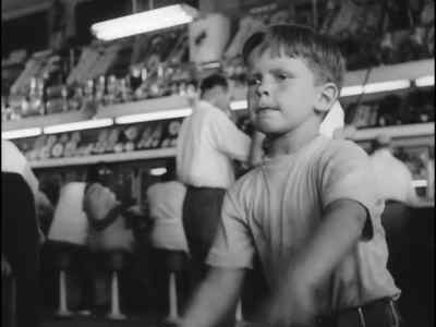 Hey, everyone bowls!
Everybody bowls! - Little Fugitive