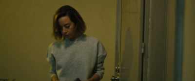 Hey, excuse me. Hey. Hi. - Emily the Criminal