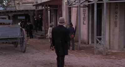 Hey, fellas. - Cattle Annie and Little Britches