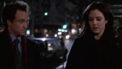 - Hey.
- Forgot my briefcase. - The West Wing