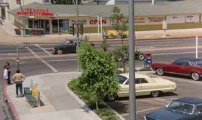 Hey, Fred!
Turn right at the next corner! - The Million Dollar Duck