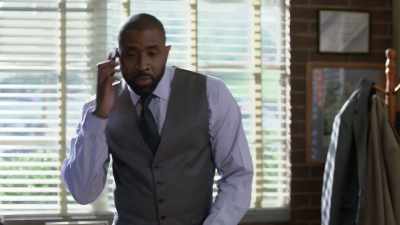 -Hey.
-[Gambi] Good news. - Black Lightning