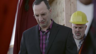 Hey, gang,
does Buster's mannequin look like... - Arrested Development