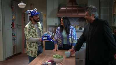 Hey, George, - Lopez vs Lopez