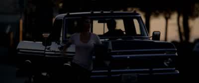 Hey, get in. - Midnight Sun