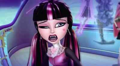 Hey, ghouls. - Monster High: Haunted
