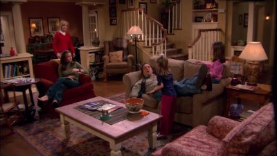 HEY, GIRLS,
YOU GUYS, HEY. - According to Jim