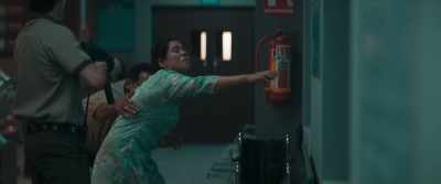 Hey, go. Hey, you wanna die? Move! - Sanak