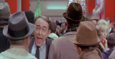 Hey, Goldfarb, wait!
Wait for me! - Fitzwilly