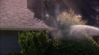 Hey, we got it. We got it. Save your house! - Jericho