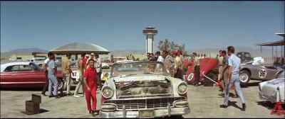 -Hey, you got room for me?
-Sure, drive right in. - Viva Las Vegas
