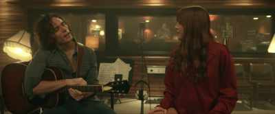 Hey, Graham, you know the, uh,
riff you're always playing? - Daisy Jones & the Six