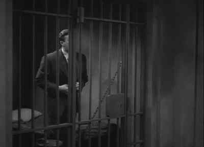Hey, guard, guard. - Dillinger
