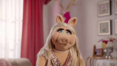 Hey, guys! I started this little vlog - Muppets Now