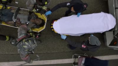 - Hey, guys.
Let's get him on the stretcher. - Chicago Fire