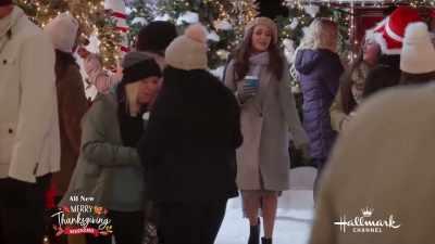 Hey guys, Ryan Donaldson
is behind that booth - Christmas in Tahoe